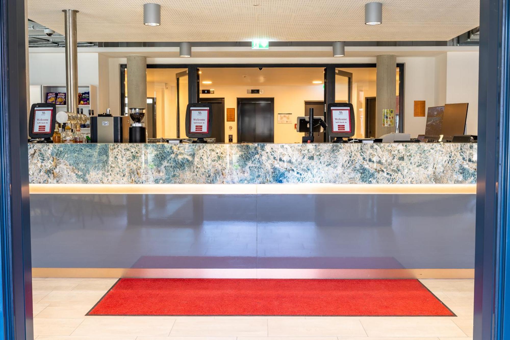 Aparthotel Maseven Frankfurt Messe Frankfurt am Main Exterior foto